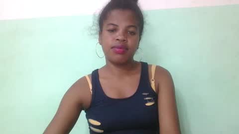 Snapshot of vanafiry chatting on February 28, 2025, 10:20 am vanafiry online show from February 28, 2025, 10:20 am