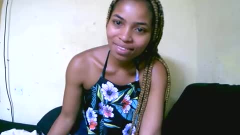 vanah344375 online show from September 20, 2025, 12:11 am