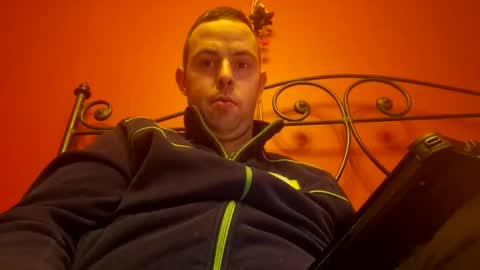 Snapshot of vancauterenjeroen chatting on December 20, 2025, 1:40 pm vancauterenjeroen online show from December 20, 2025, 1:40 pm