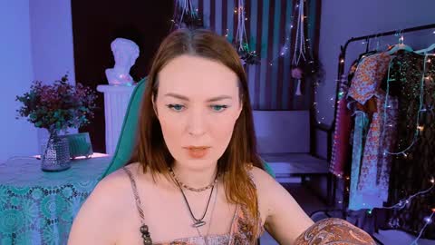 Vanda online show from December 26, 2024, 3:10 pm