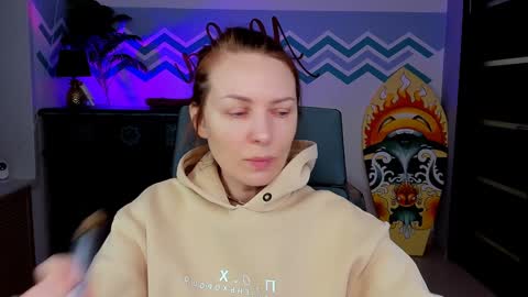 Vanda online show from February 6, 2025, 9:11 am