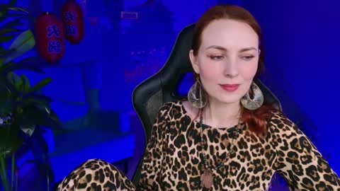 Vanda online show from March 6, 2025, 5:11 pm