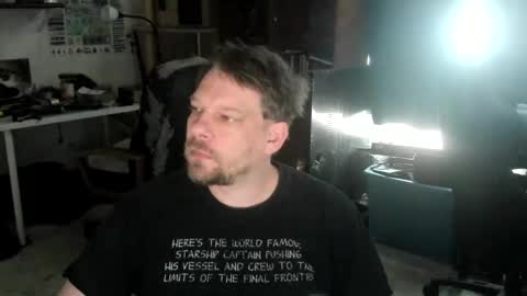 vandonh online show from September 30, 2025, 9:09 pm