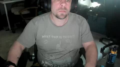 vandonh online show from October 22, 2025, 8:52 pm