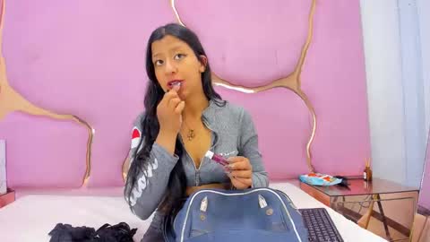 Vane online show from September 26, 2025, 5:17 pm