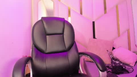 Vane online show from April 18, 2026, 1:59 pm