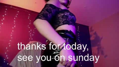 Vanelope online show from November 4, 2025, 7:02 pm