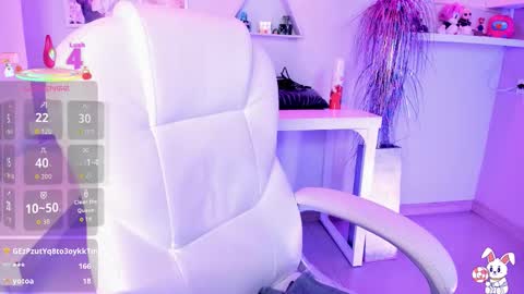 vanelope_evans_ online show from October 28, 2025, 12:36 am