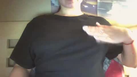 VanesaJewel online show from February 8, 2025, 4:04 pm