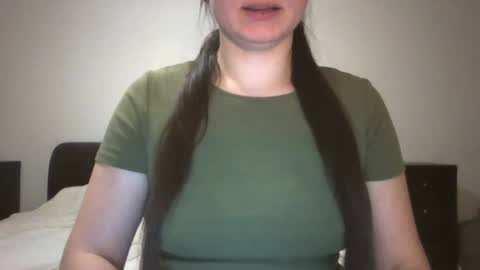 VanesaJewel online show from February 23, 2025, 5:50 pm