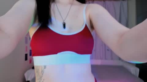 Vanessa online show from March 5, 2025, 5:07 am