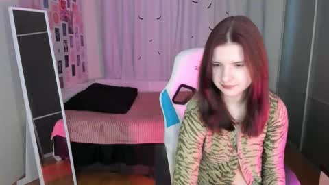 Snapshot of vanessa_brills chatting on March 24, 2026, 5:12 am Vanessa online show from March 24, 2026, 5:12 am
