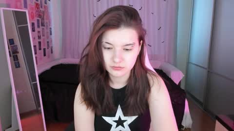 Snapshot of vanessa_brills chatting on April 20, 2026, 5:10 am Vanessa online show from April 20, 2026, 5:10 am
