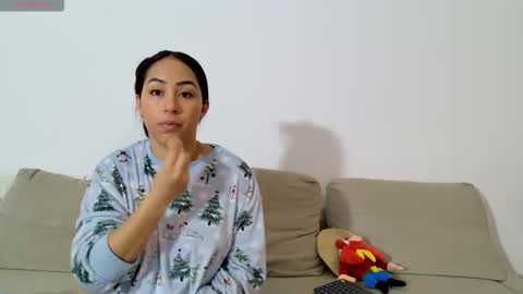 Snapshot of vanessaadol chatting on March 18, 2026, 9:23 am vanessaadol online show from March 18, 2026, 9:23 am