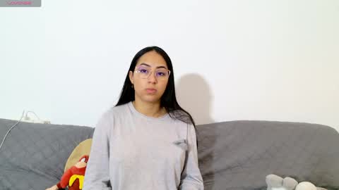 Snapshot of vanessaadol chatting on May 8, 2026, 7:25 am vanessaadol online show from May 8, 2026, 7:25 am
