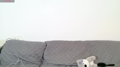 Snapshot of vanessaadol chatting on May 13, 2026, 9:28 am vanessaadol online show from May 13, 2026, 9:28 am