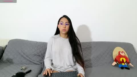 Snapshot of vanessaadol chatting on May 16, 2026, 8:55 am vanessaadol online show from May 16, 2026, 8:55 am