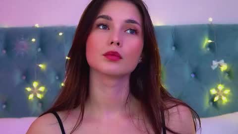 Snapshot of vanessacelesti chatting on December 19, 2025, 6:15 pm Vanessa online show from December 19, 2025, 6:15 pm