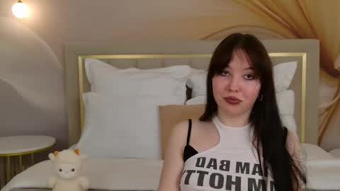 Vanessa online show from January 8, 2026, 3:47 pm