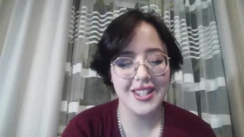 Snapshot of vanessashadow chatting on October 19, 2025, 3:12 pm vanessashadow online show from October 19, 2025, 3:12 pm