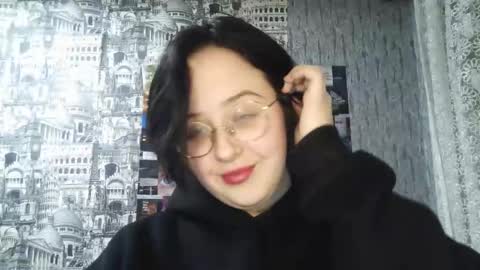 Snapshot of vanessashadow chatting on November 26, 2025, 6:53 pm vanessashadow online show from November 26, 2025, 6:53 pm