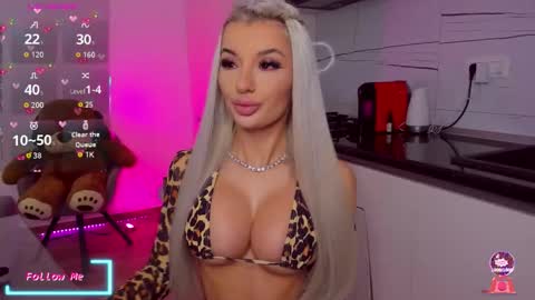 Vanessa online show from January 17, 2026, 3:28 pm