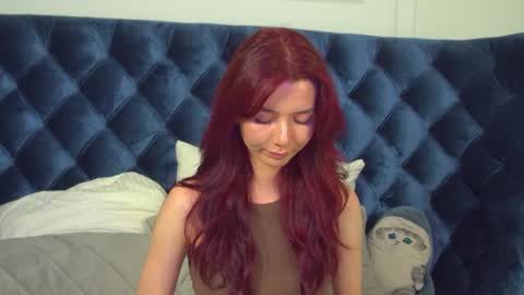 Snapshot of vanessavienne chatting on May 15, 2026, 4:25 pm VanessaVienne online show from May 15, 2026, 4:25 pm
