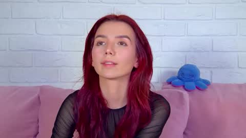 Snapshot of vanessavienne chatting on May 17, 2026, 4:03 pm VanessaVienne online show from May 17, 2026, 4:03 pm