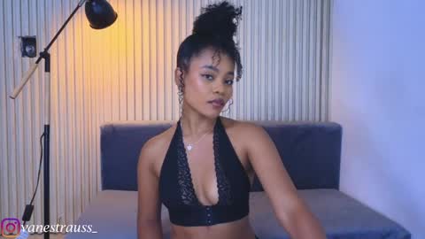 Snapshot of vanestrauss chatting on May 19, 2026, 7:42 pm New account follow me online show from May 19, 2026, 7:42 pm