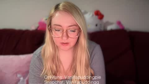 vanillapuddingpie online show from December 10, 2024, 11:40 pm