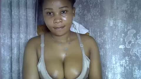 vanillavenus online show from March 26, 2026, 11:21 pm