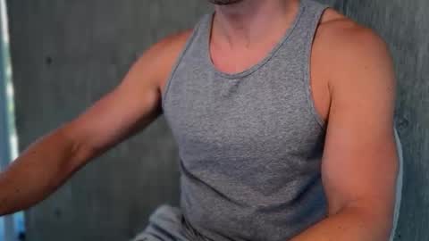 vanjoeofficial online show from December 3, 2025, 10:19 pm