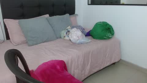 vane online show from February 20, 2026, 9:15 pm