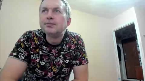 vano_822 online show from October 28, 2025, 10:12 pm