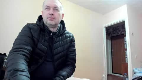 vano_822 online show from November 18, 2025, 5:45 am
