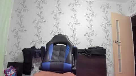 vano_822 online show from June 28, 2026, 8:15 pm