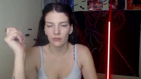 Vanessa online show from November 26, 2025, 5:36 pm