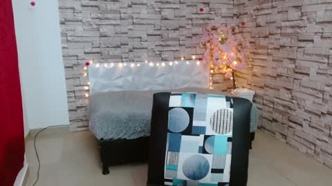 Snapshot of vanse_lust chatting on January 8, 2025, 9:34 pm Karuna online show from January 8, 2025, 9:34 pm