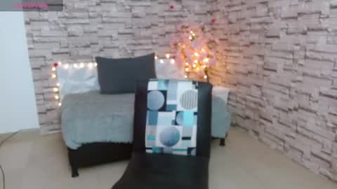 Snapshot of vanse_lust chatting on February 12, 2025, 9:22 pm Karuna online show from February 12, 2025, 9:22 pm