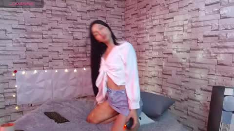 Snapshot of vanse_lust chatting on March 12, 2025, 10:39 pm Karuna online show from March 12, 2025, 10:39 pm