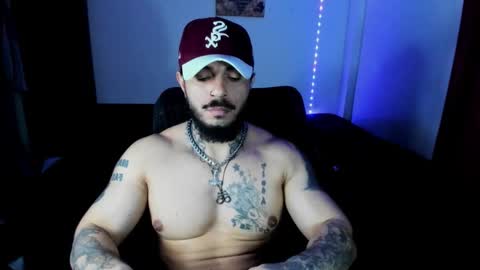 vanvelckan_ online show from November 28, 2025, 1:08 am