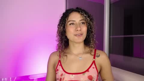 varenka_ivanova22 online show from April 13, 2026, 2:17 am