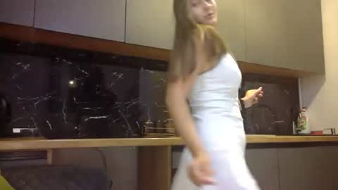 Snapshot of vasilisa189yy chatting on July 13, 2026, 7:16 pm ROSSE online show from July 13, 2026, 7:16 pm