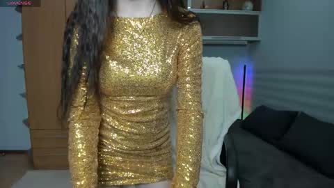 Snapshot of vasilisacute chatting on April 18, 2026, 7:58 pm Mira online show from April 18, 2026, 7:58 pm