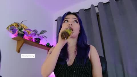 Vayolett online show from February 7, 2026, 4:05 am