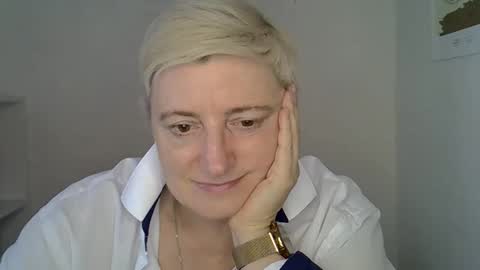 vea_motty online show from March 16, 2026, 12:09 pm