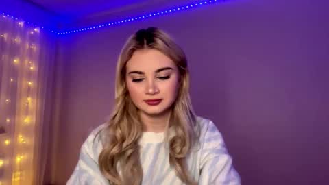 Monika online show from February 7, 2026, 1:04 pm