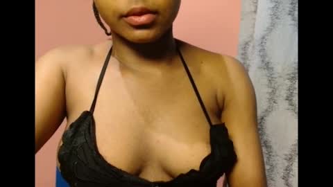 vee62 online show from April 15, 2026, 11:50 am