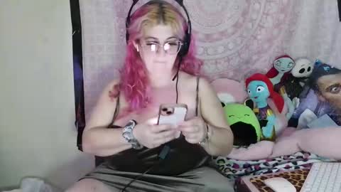 Snapshot of veelehanex3 chatting on December 25, 2024, 4:44 am Veronica Lehane online show from December 25, 2024, 4:44 am