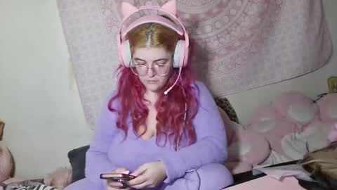 Snapshot of veelehanex3 chatting on November 16, 2025, 12:22 pm Veronica Lehane online show from November 16, 2025, 12:22 pm